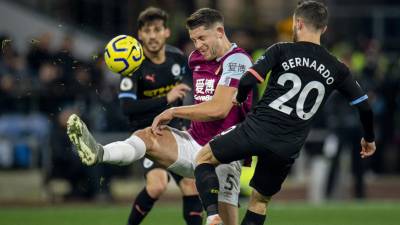 Duas assistências de Bernardo Silva na vitória do Manchester City em Burnley
