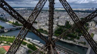 França com mais 30 mortes por covid-19 num dia